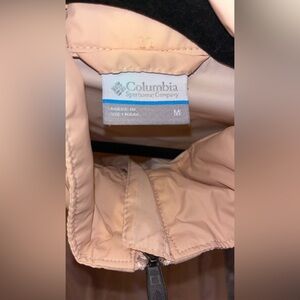 Columbia wind breaker jacket